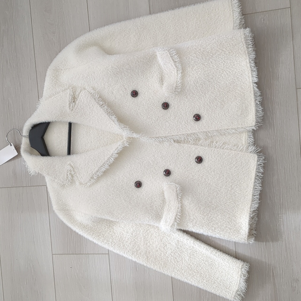 Cozy White Open Jacket Size Small